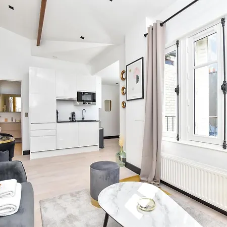 Cmg Courcelles * Paris